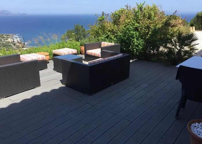 ゲストハウス Goonie 4*